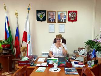 Александра Сызранцева посетила многодетную семью